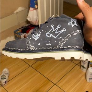 Cat and jack suede kids shoes